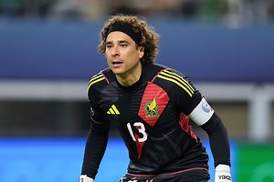 Memo Ochoa irá al Mundial 2026 aunque juegue "en la liga de Xochimilco"