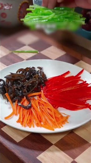 Easy-to-make Yu Xiang Rou Si (Fish-Fragrant Shredded Pork), the shredded pork is fresh, fragrant,