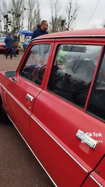 Simca 1100: Un Voyage Nostalgique au Coeur des Voitures Anciennes