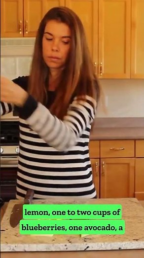 Dr Rhonda Patrick's nutrient dense green smoothie