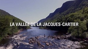La vallée de la Jacques-Cartier, lieu magnifique pour profiter de paysages grandioses! Saviez-vous que beau temps, mauvais temps, il est possible de pratiquer des activités nautiques et de découvertes. Chaque jour, les paysages sont différents et nous permettent de découvrir de nouveaux visages au parc national de la Jacques-Cartier. | Parc national de la Jacques-Cartier