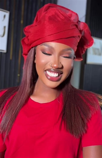 Class work #touchbymarie #gambian_tiktok🇬🇲🇬🇲 #makeupclass #MUA #fyppppppppppppppppppppppp