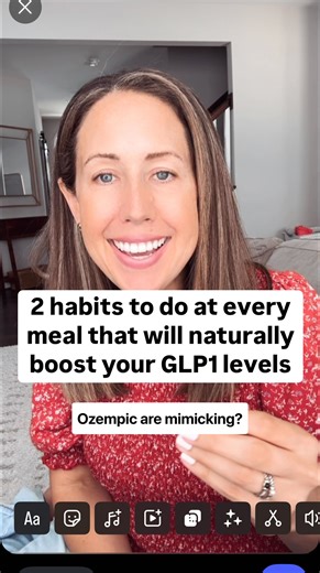 these 2 things at every meal 🙌🏼 ⚡️For 20 more ways to naturally boost your GLP1 hormone, comment “GLP” (btw if you need the free 24 page guide on The 100-50 Method, DM me ‘METHOD’ & I’ll send it to you!) | Hey Aimee Meier