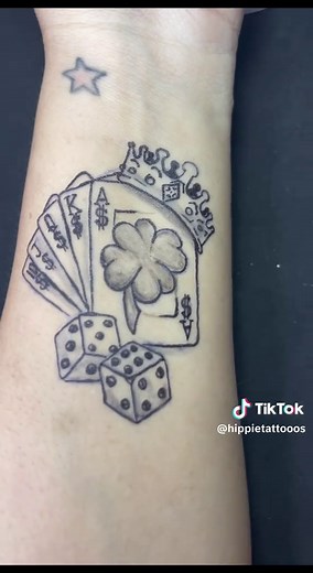 Tutorial de Tatuagem com Caneta em Casa