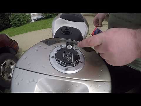 2006 Kawasaki ZX6R Gas Cap Seized! Fix and replacement!