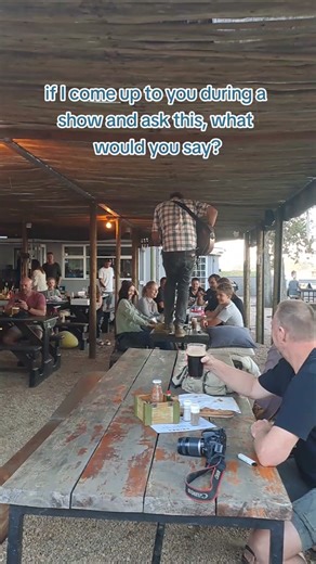 Real fans would help me out, right? 😅 #liveperformance #musicianproblems #meme #guitarist #sendhelp #capetownmusician