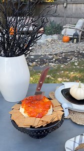 🎃✨ I LOVED creating these easy, fun and spooky HALLOWEEN apps and MONSTER mini pizzas for you guys to create at your house! all the how-to’s and details are in my stories (in a story highlight) and I’ll share some of the details here this week! Which app do you want the recipe for first!! #halloweenfood #halloweenapps #halloweenfood Halloween food ideas Halloween apps Halloween night dinner Halloween food | Everyday Extra_