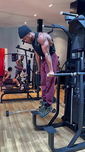 Mastering Dips: A Step-by-Step Tutorial