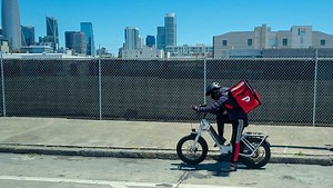 DoorDash is offering hourly pay to fix a problem with food orders