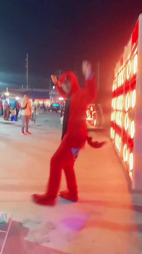 Highlights from the Thai Live Event: Coyote Show