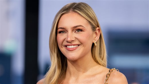 Kelsea Ballerini on 'The Voice' coach who inspired her career, more