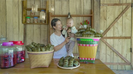 The Process of Making Banh Chung, a Vietnamese specialty, to Sell at the Market. | MT Network