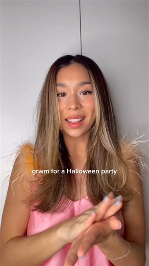 TURQUOISE EYESHADOW ALERT 😍 Was it immediately obvious? Stepping out tonight with bold turquoise eyeshadow! 🌟💙 #OOTN vibes on point. #GRWM #OOTN #TurquoiseEyeshadow #MakeupGoals #BeautyInspo #NightOutLook #GlamVibes #MakeupTrends #BoldBeauty #StyleAndGlow | Lauren Wolfe