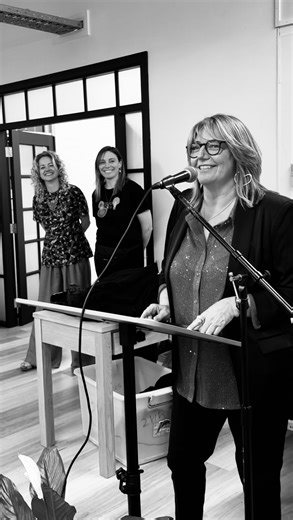 On Monday night, we officially opened Birth Time: the village! We had over a hundred people come to celebrate, and were honoured to have some very special guests to mark the occasion. Thank you to our friend @mel_briggsy for traveling hours to give an acknowledgment of country, and to @hannahdahlen and @birth.incolour from @betterbirthsillawarra for sharing your beautiful words. We are so very grateful. Thank you to Jai from @betternow_bakes for the delicious grazing table, @byjaye for the enter