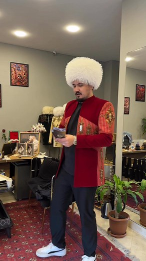 تورکمن دلنده .تورکمن ملی لباسلری شیر لایک کمنت سزدن #picturechallenge #reelschallengereelschallenge #türkmen #reelsvideoシ #ترکمن | Sancar Güneş