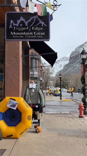 Jagged Edge Mountain Gear on Instagram: "It’s a new year, and Jagged Edge Mountain Gear has some quick PSAs to fill y’all in on: ✨ We’re renting (and selling) @solpaddleboards snow tubes ✨ Ski outerwear is currently 20-30% off ✨ We’re open every day this winter from 10-6pm Come say hi! 👋 #jaggededge #visittelluride #shoplocal #tellurideco"