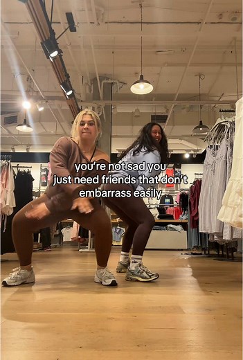 Nicola Enriquez on TikTok