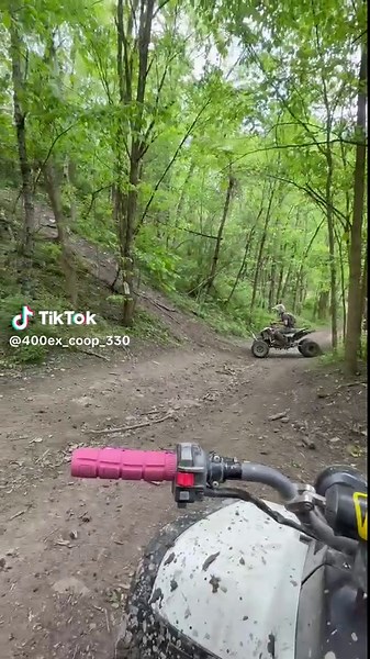 This is a fun one tree gap #hillclimb #400ex #ohiohillbillys #honda #builtnotbought #extended #416kit #kimblewhite #330 #fyp #portedhead