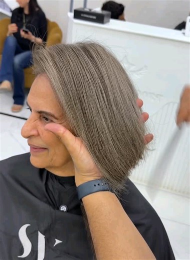 Mastering Grey Blending for Stunning Hair Transformations