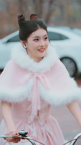 96K views · 4.8K reactions | A bicycle transforms into a rocket—the alien cat princess's superpowers are amazing!퐖퐚퐭퐜퐡 퐚퐥퐥 퐞퐩퐢퐬퐨퐝퐞퐬 퐚퐭 퐨퐧퐜퐞 < https://dailyshort.go.link/1J4p9 > #drama #Chinesedrama #hotdrama #lovestory #love #星动短剧社 | 星动短剧社 | Facebook