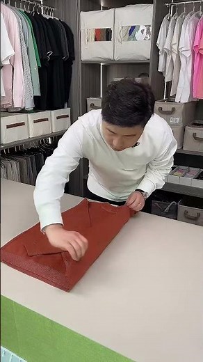 Sing your favorite tune 🎶 and watch this mind-blowing closet hack! #Organizing #DIY