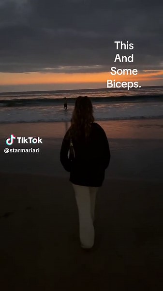 Beach Workouts for Building Strong Biceps