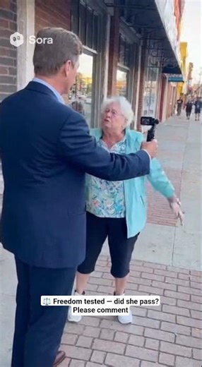 Karen Demands “No Filming Without Permission” — JFK Introduces Her to the First Amendment 🎥📜