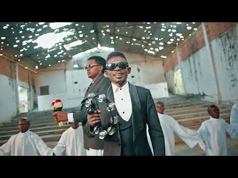 Socorro Feat Gerilson Insrael - Ntima (Video Official)