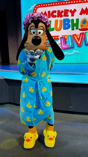102K views · 1.5K reactions | Isn’t this the cutest Goofy you’ve ever seen? Find him at Disney’s California Adventure in Disney Junior Mickey Mouse Clubhouse Live stage show! It’s an adorable show with the best cast members. | Unofficial Disney Character Hunting Guide | Facebook