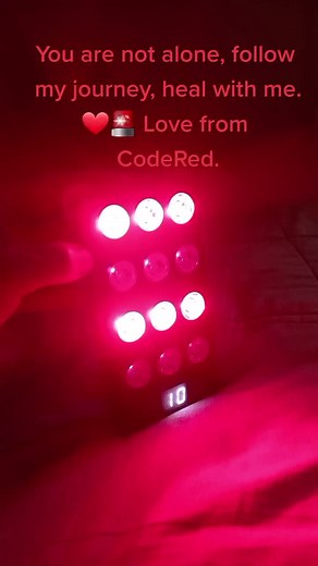 What does red light do? Why infrared light is important and not just red for healing. #photobiomodulation #redlighttherapy #topicalsteroidwithdrawal #tsw #redskinsyndrome