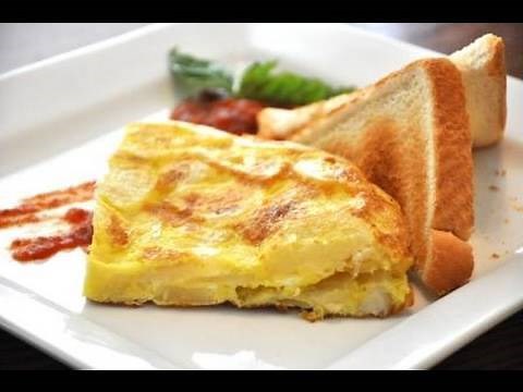 Tortilla Espanola Recipe (Spanish Potato Omelet)