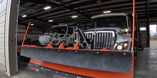 Gallatin Public Works adds two new snow plows to city’s fleet ahead of winter storm