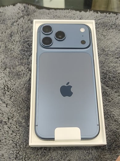 iPhone 7 Pro Max Deep Blue Features and Review