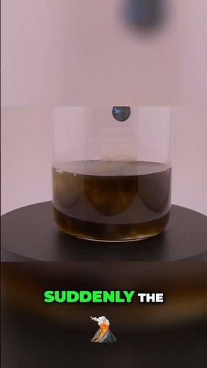 Mesmerizing Chemical Reaction: Sudden Color Transformation!