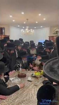 Bobov Rebbe Visits Rabbi Halberstam Rav of Satmar In London - Shvat 5783