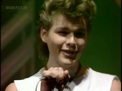 a-ha - The Sun Always Shines on T.V. (TV 1986 Remastered)