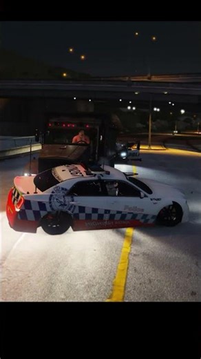 What do u think? TRUCK CHASE | LSPDFR ACTION 🚓🚛 #shorts #fast #india #game #gta5 #lspdfr #fivem #gta