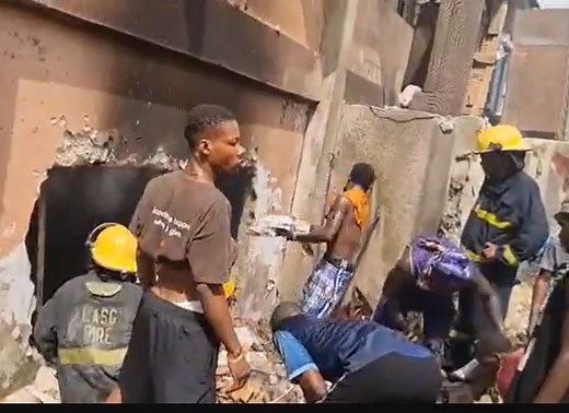 Video: Fire guts computer village building in Lagos