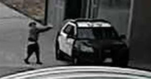 Suspect charged in shooting of 2 Los Angeles deputies