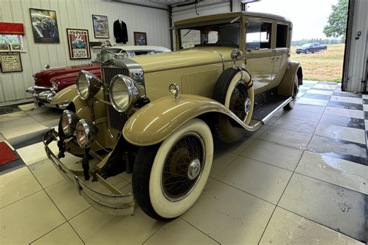 1929 Cadillac Model 341-B Town Sedan