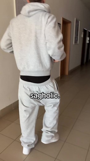 if you aint sagging you’r not swagging🥷🏽#fasion #sagging #drip #fyp