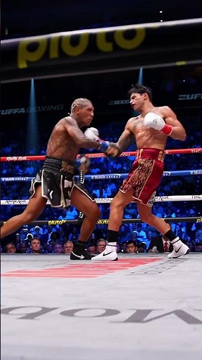 Ryan Garcia defeats Connor Benn in the 2nd Round❗#garciabenn