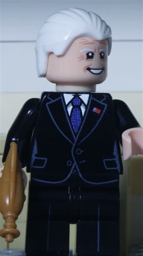 Lego Joe Biden gets the Raygun in COD Zombies