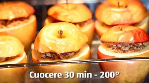 Oggi vi proponiamo la ricetta per realizzare questo dessert semplice, veloce e soprattutto gustosissimo: le mele cotte al forno! Il successo è assicurato! #incucinaconaldi | ALDI Italia