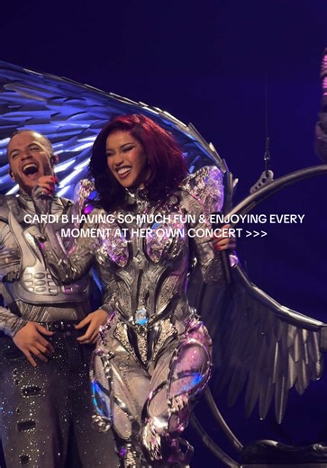 It’s been just a week but I miss it already, the whole show was sooo much fun and filled lots of positive vibes 🙂‍↕️ @Cardi B #cardib #littlemissdramatour #littlemissdrama #bardigang