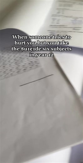 English>bio>methods>chem>specialist>physics #qce #year12 #study #studyhacks #school #aesthetic #studytips #atar #academicvalidation #studytok #classof2023 #christmas #summer #science #math #english