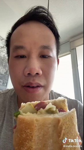 Took the day off and made a food vlog - pastrami sandwich, bubble tea, and fried noodles #toronto #foodvlog #noodles #torontofood #foryoupage
