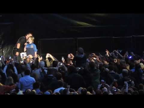 Bruce Springsteen - Waitin' On A Sunny Day (live @Wembley, London)