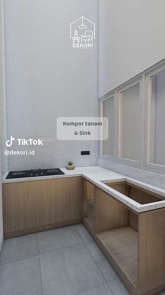 Desain Dapur Minimalis dengan Mini Bar yang Estetik