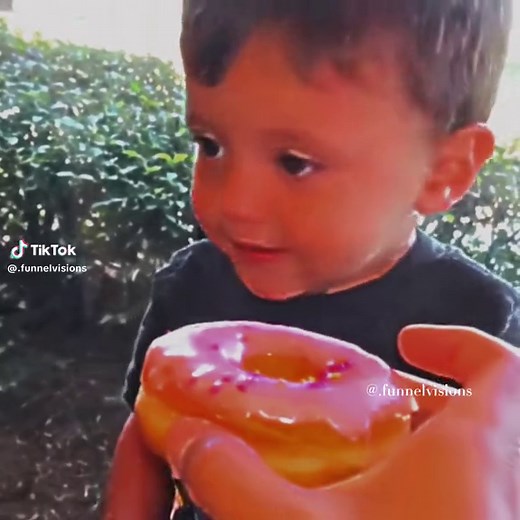 🍩 Shawn is scared of donuts! 🍩 ##funnelvision##fgteev##viral##fyp##xyzbca##xybca##edit##story##Shawn##fgteevshawn##shawnthebeast